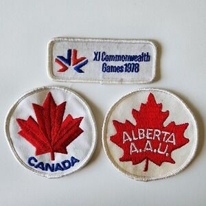 1978 Patches XI Commonwealth Games Canada Embroidered Maple Leaf Alberta Vintage
